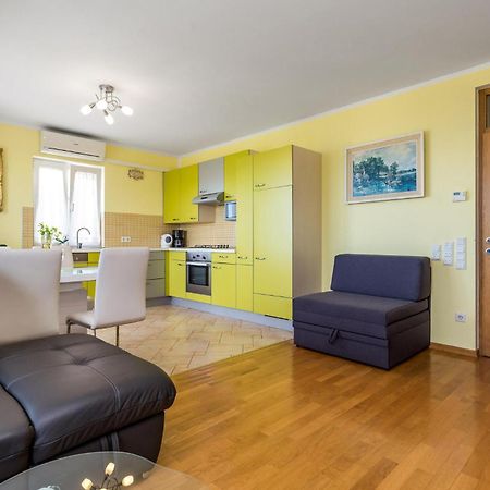 Stunning Apartment In Volosko With House Sea View Eksteriør bilde