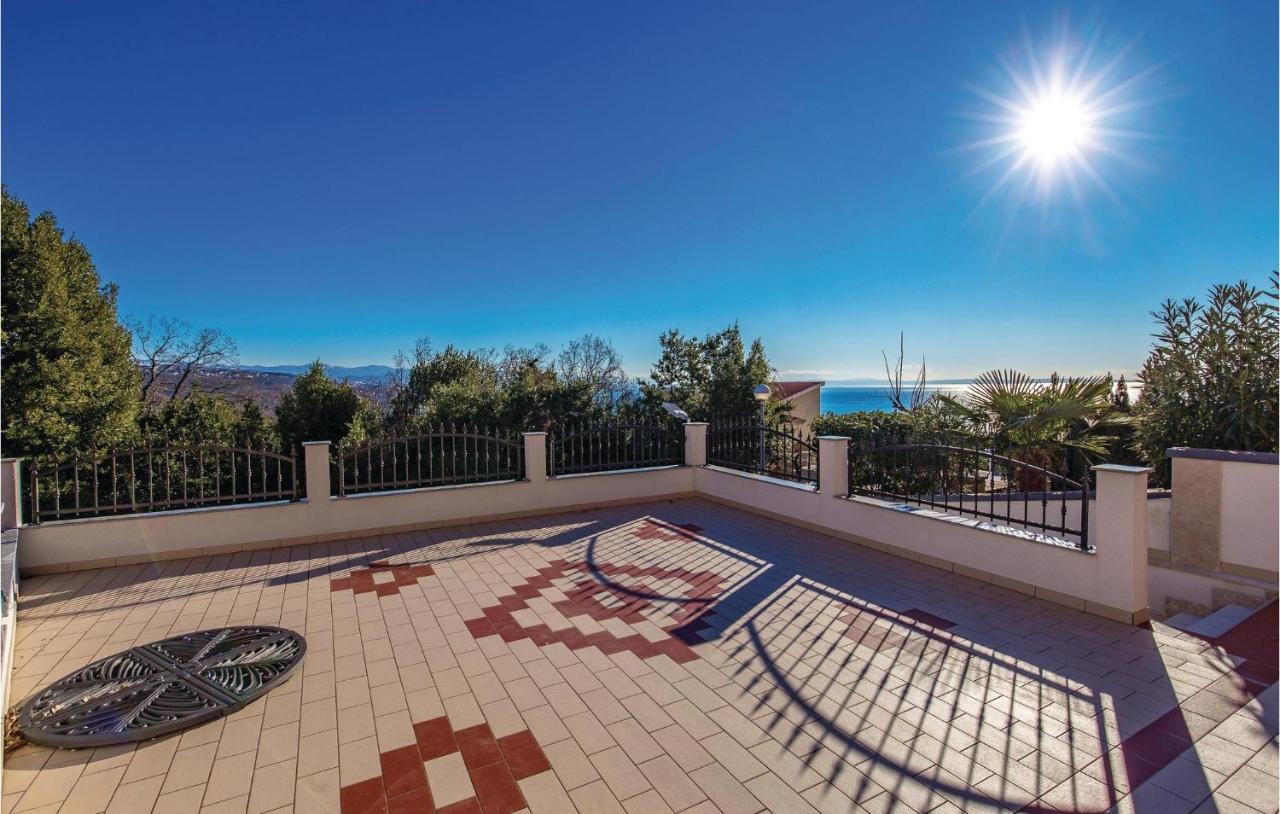Stunning Apartment In Volosko With House Sea View Eksteriør bilde