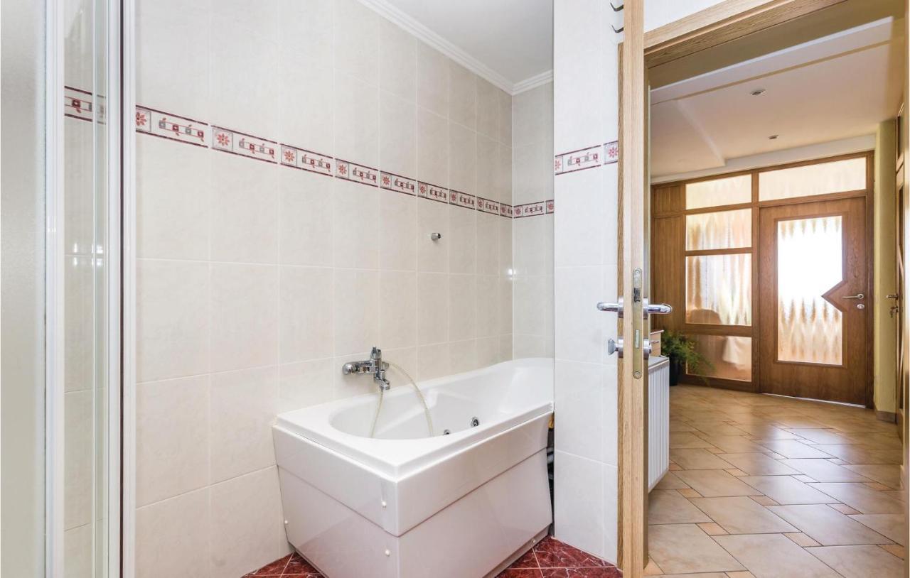 Stunning Apartment In Volosko With House Sea View Eksteriør bilde